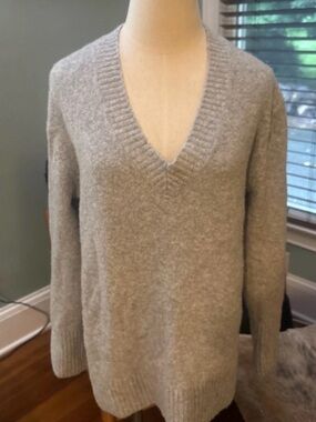 Nine West Soft V-Neck Sweater in Light Gray
